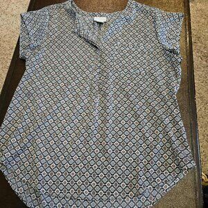 Liz Caiborne - multi color cap sleeve, split neck size large top - new w/o tags